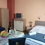 Rezidence Davids Appartement *
